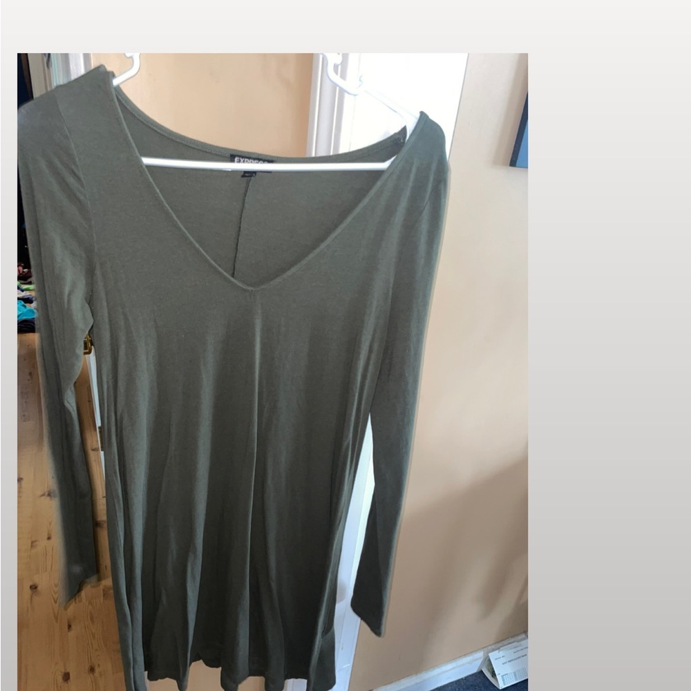 express dress size small
